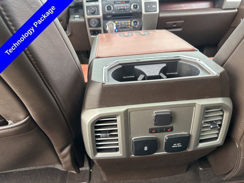 Used 2018 Ford F150 King Ranch w/ Equipment Group 601A Luxury AWD/4WD image 17