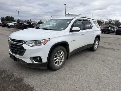 Used 2019 Chevrolet Traverse LT w/ LPO, Floor Liner Package image 3