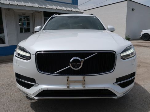 Used 2016 Volvo XC90 T6 Momentum w/ Momentum Plus Package AWD/4WD image 9