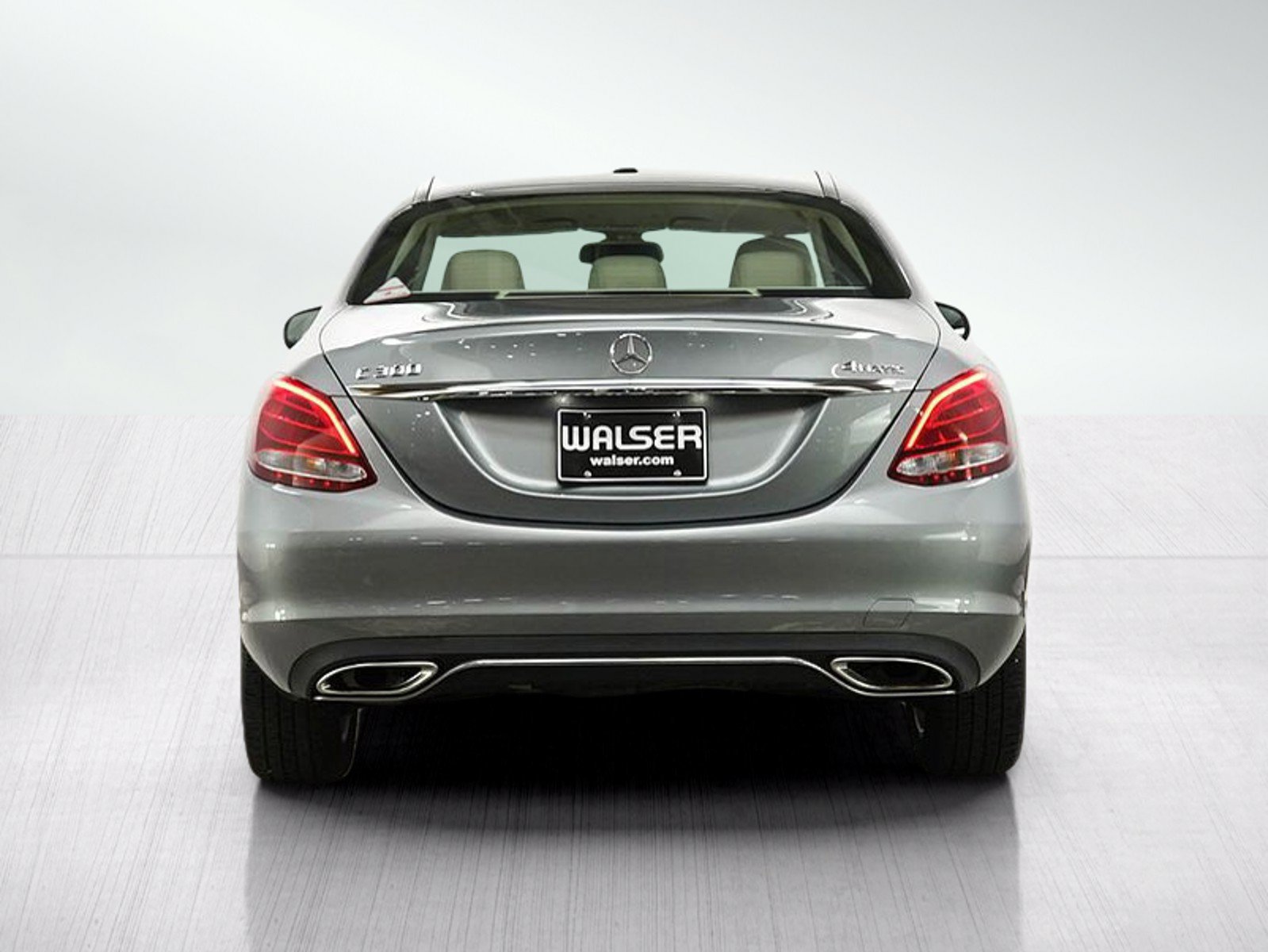 Used 2016 Mercedes-Benz C 300 4MATIC Sedan image 4