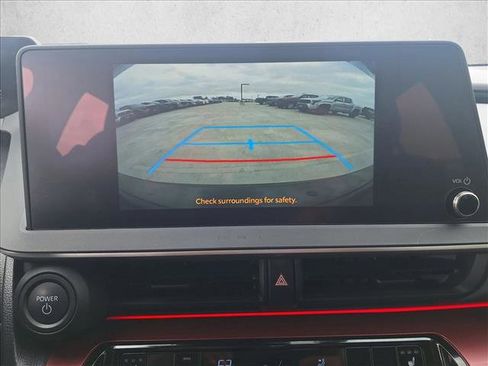 Used 2024 Toyota Prius Prime FWD image 13