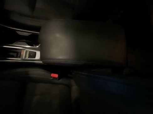 Used 2020 Subaru Ascent Limited w/ Technology Package AWD/4WD image 21