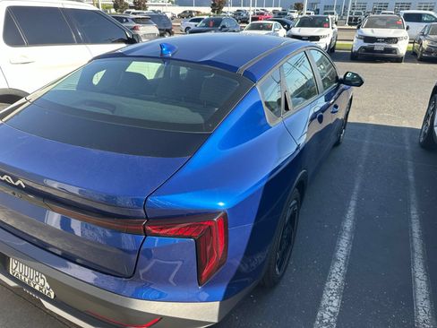 Certified 2025 Kia K4 EX FWD image 8