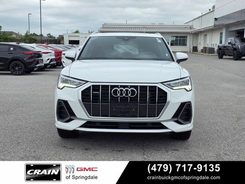 Used 2024 Audi Q3 2.0T Premium AWD/4WD image 2