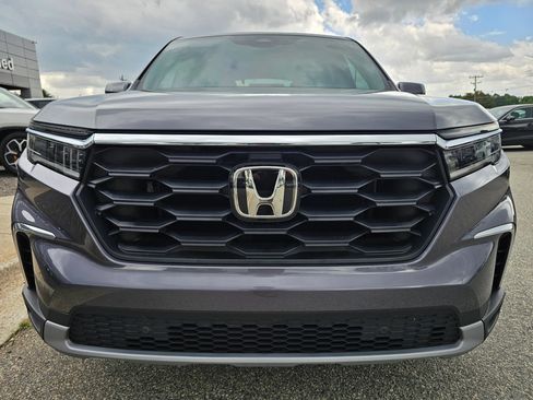 Used 2024 Honda Pilot EX-L image 8