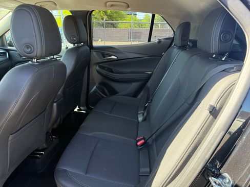 Used 2025 Buick Encore GX Preferred FWD image 10