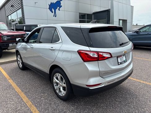 Used 2021 Chevrolet Equinox LT AWD/4WD image 2