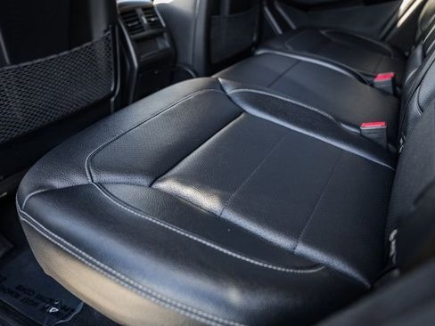 Used 2015 Mercedes-Benz ML 350 4MATIC image 34