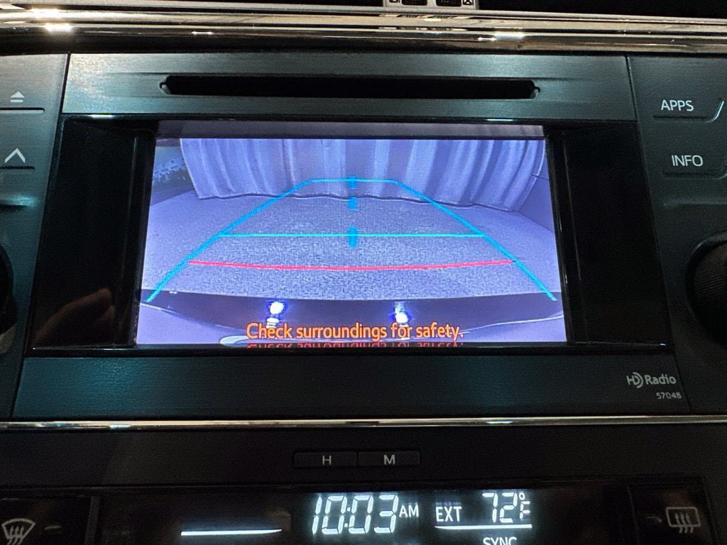 Used 2014 Toyota Avalon XLE Touring FWD image 10