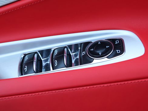 Used 2023 Chevrolet Corvette Stingray Premium Conv w/ Z51 Performance Package image 14