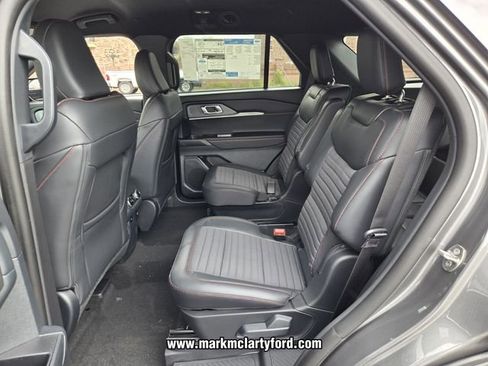 New 2026 Ford Explorer ST-Line w/ ST-Line Street Pack RWD image 7