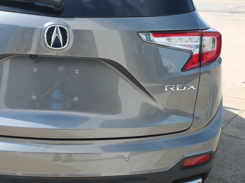 Used 2022 Acura RDX FWD w/ Technology Package image 5