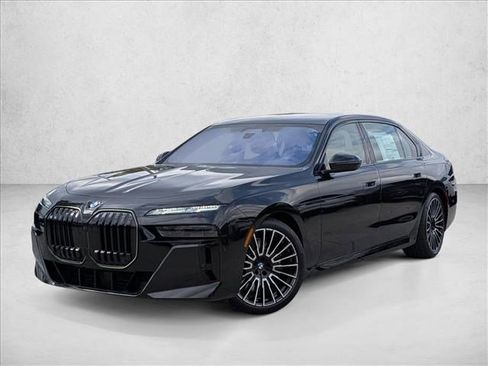 New 2026 BMW 760i xDrive image 1