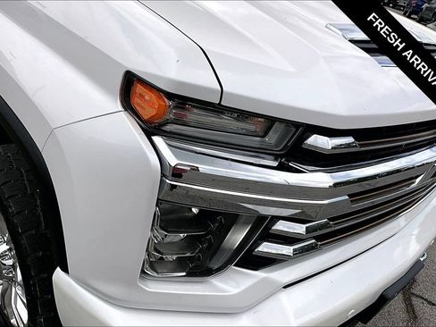 Used 2021 Chevrolet Silverado 2500 High Country w/ Z71 Off-Road Package AWD/4WD image 32
