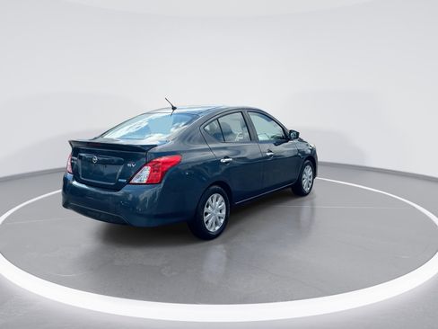 Used 2016 Nissan Versa SV FWD image 9