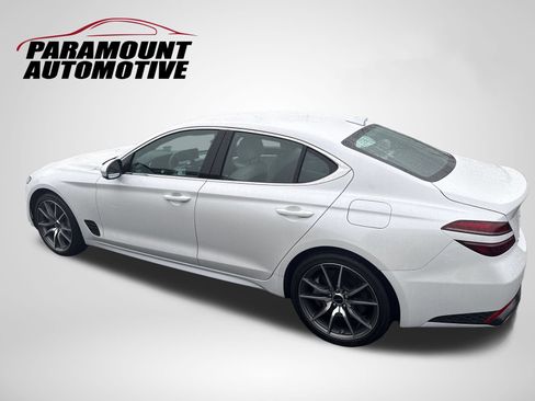 Used 2025 Genesis G70 2.5T RWD image 9