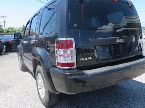 Used 2012 Jeep Liberty Sport image 34