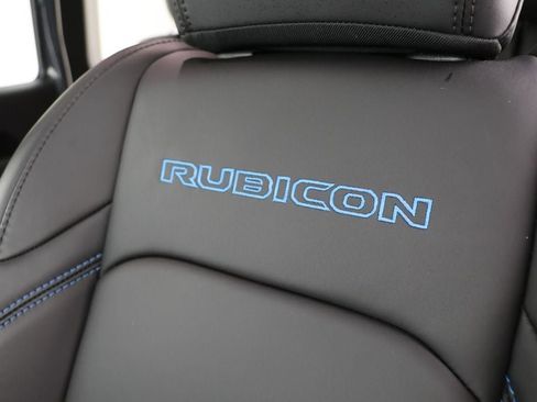 Used 2024 Jeep Wrangler Unlimited Rubicon 4xe image 18