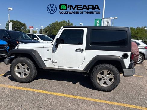 Used 2014 Jeep Wrangler Sport w/ Quick Order Package 24S AWD/4WD image 3