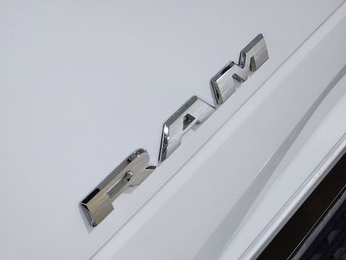 Used 2022 RAM 2500 Big Horn AWD/4WD image 25