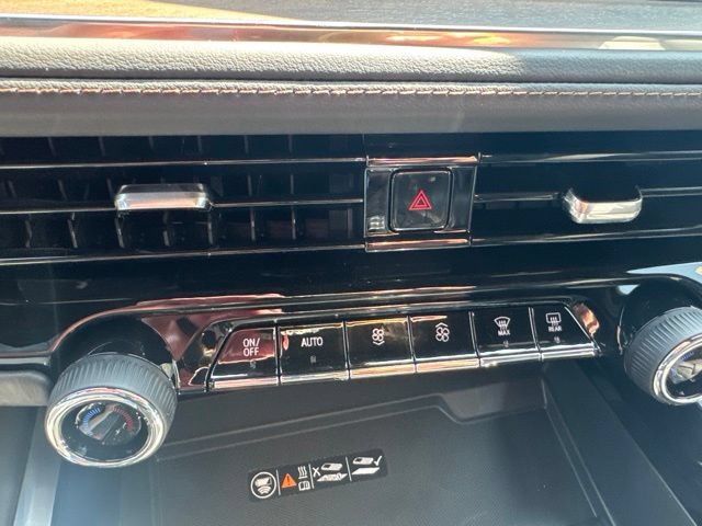 New 2026 Chevrolet Tahoe High Country AWD/4WD image 14