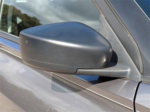 Used 2023 Nissan Kicks S image 12