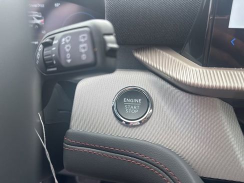 New 2026 Ford Explorer Active w/ Active Comfort Package AWD/4WD image 34