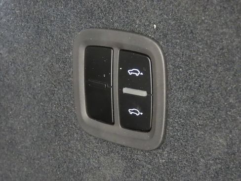 Certified 2026 Porsche Cayenne S AWD/4WD image 48