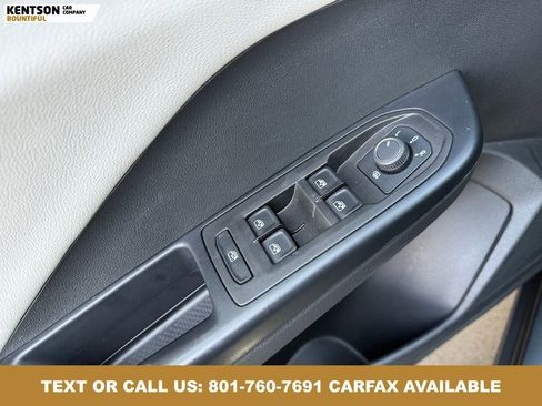 Used 2025 Volkswagen Taos S AWD/4WD image 24