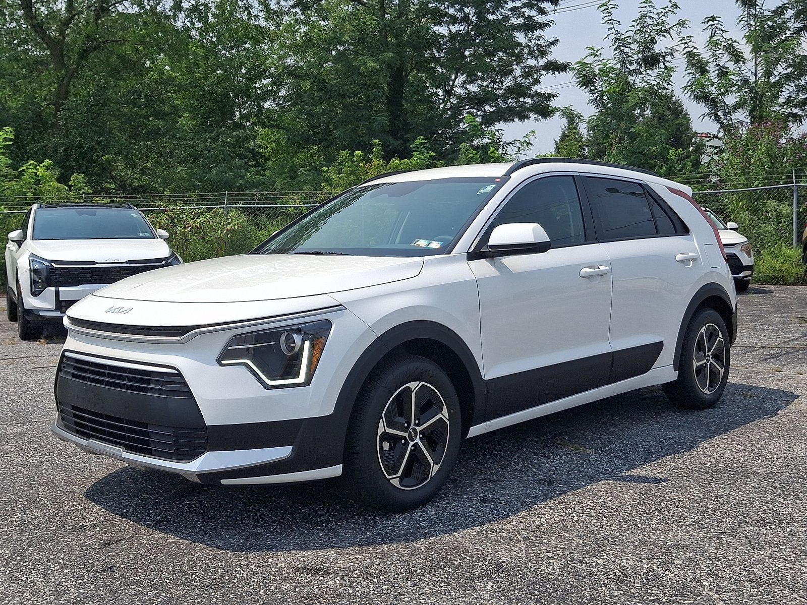 New 2026 Kia Niro LX FWD image 4