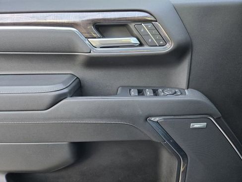 Used 2023 Chevrolet Silverado 1500 LTZ image 20