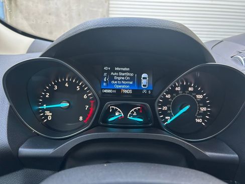 Used 2019 Ford Escape Titanium image 16