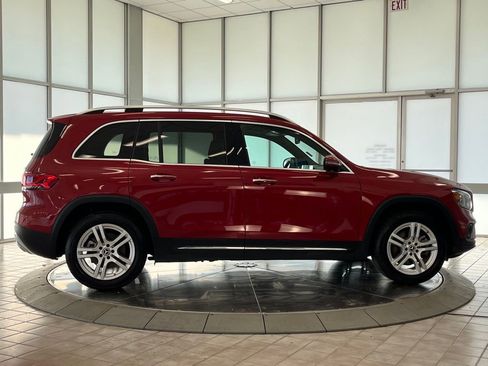 Used 2021 Mercedes-Benz GLB 250 GLB 250 image 9