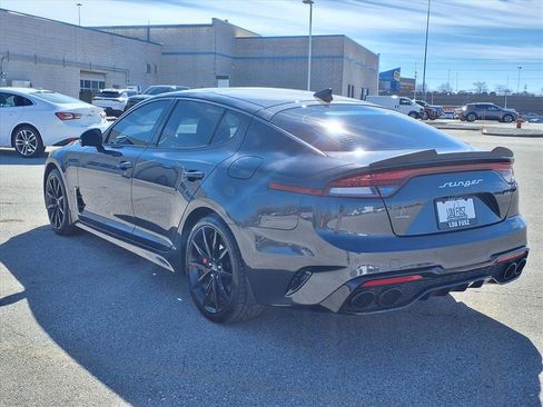 Used 2023 Kia Stinger GT2 image 32