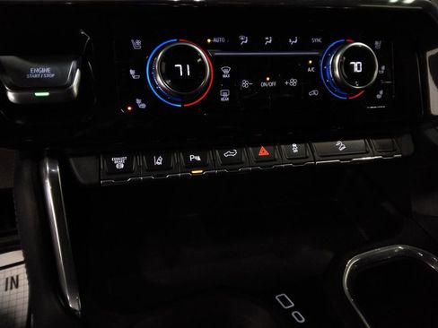 Used 2024 GMC Sierra 2500 Denali w/ Denali Reserve Package image 20