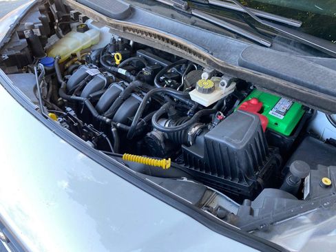 Used 2022 Ford Transit Connect XLT FWD image 6