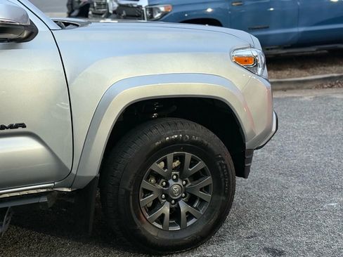 Used 2022 Toyota Tacoma SR5 image 10