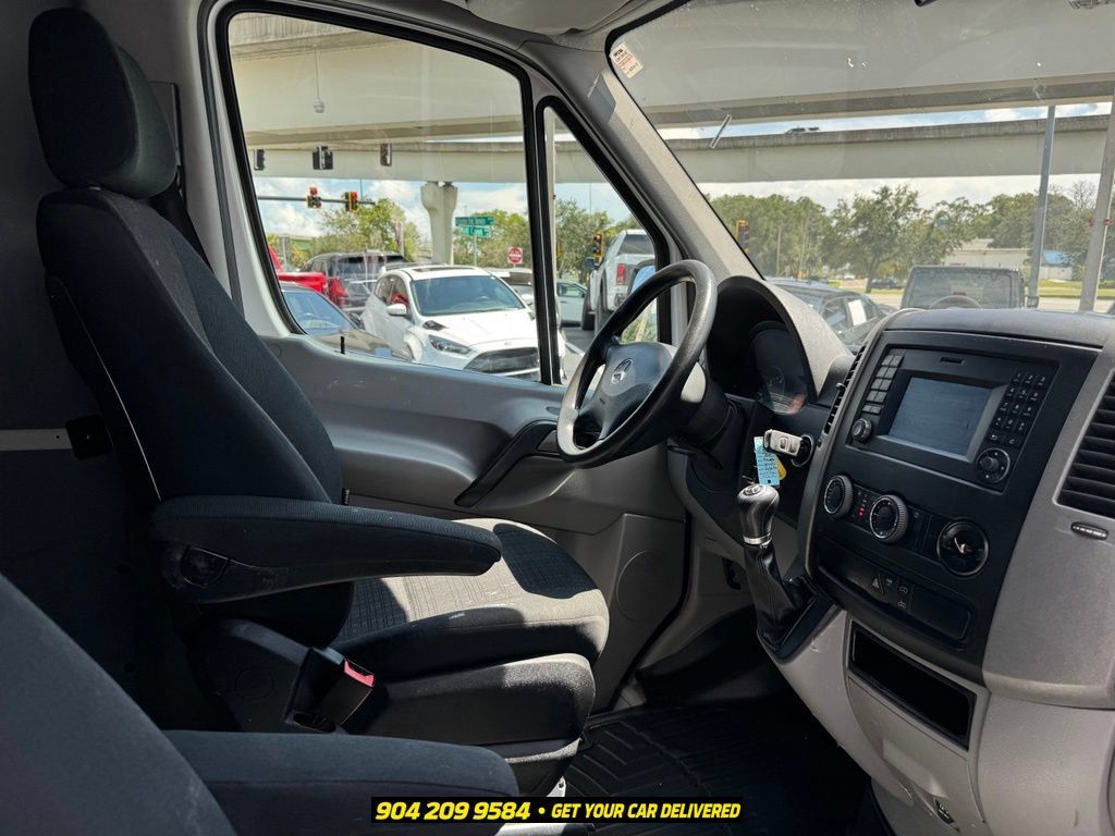 Used 2017 Mercedes-Benz Sprinter 2500 image 36