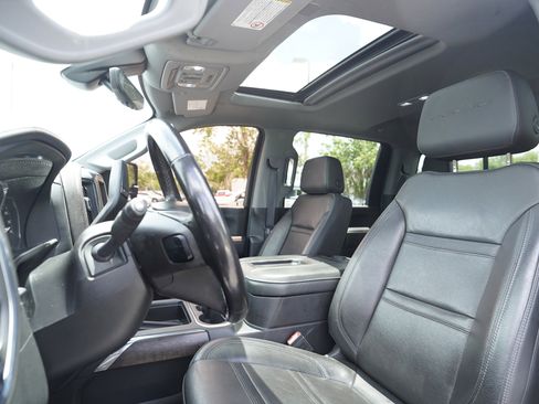 Used 2020 GMC Sierra 2500 Denali w/ Denali Ultimate Package AWD/4WD image 8