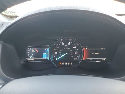 Used 2018 Ford Explorer XLT w/ Equipment Group 202A image 18