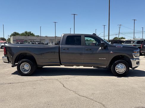 Used 2026 RAM 3500 Big Horn AWD/4WD image 5