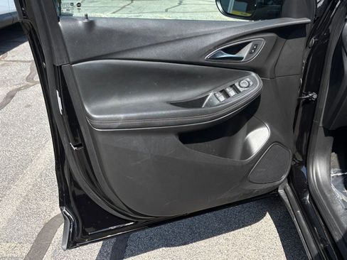 Used 2025 Buick Encore GX Preferred FWD image 18