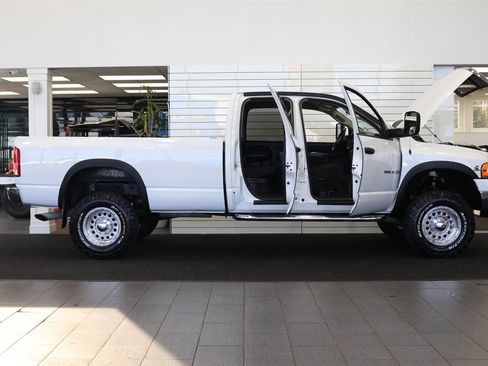 Used 2004 Dodge Ram 2500 Truck SLT w/ Trailer Tow Group image 11