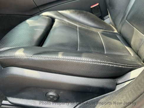 Used 2018 Mercedes-Benz C 300 4MATIC Sedan image 28