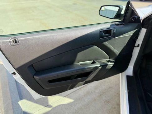 Used 2013 Ford Mustang GT w/ GT Track Pkg image 13