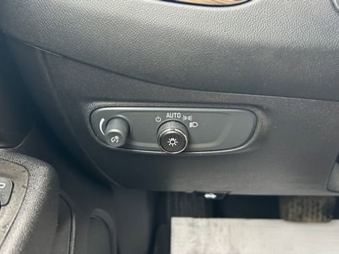 Certified 2023 Chevrolet Equinox LT image 21