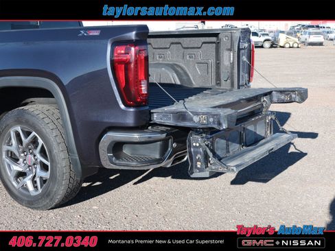 Used 2022 GMC Sierra 1500 SLT w/ SLT Premium Plus Package image 43
