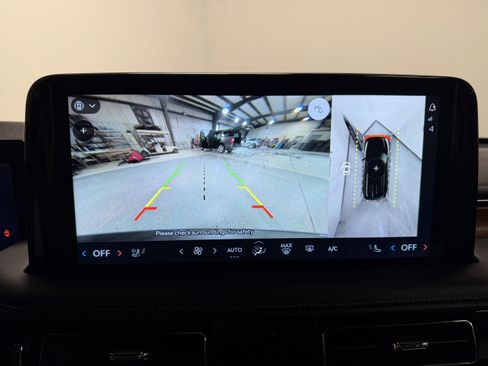 Used 2025 Lincoln Aviator Black Label w/ Black Label Special Edition image 10