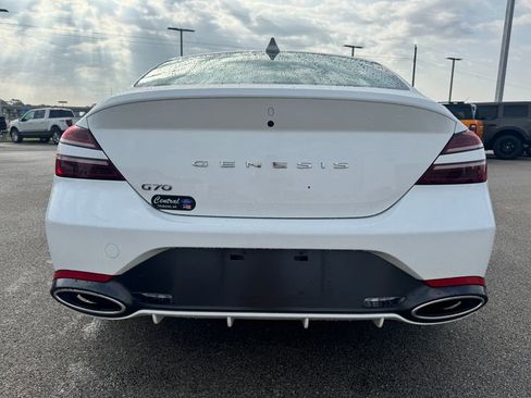 Used 2025 Genesis G70 2.5T RWD image 5