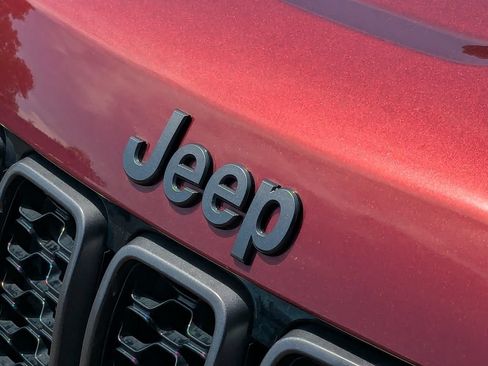 Used 2021 Jeep Grand Cherokee Limited w/ Quick Order Package 2GK 80th AWD/4WD image 11